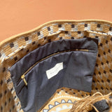 Wainluu - The Unique L