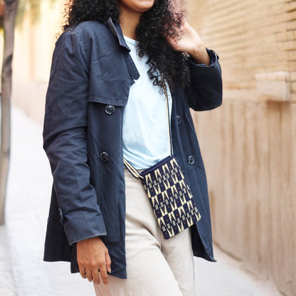 Clutch azul marino Eïnaa Zigzag