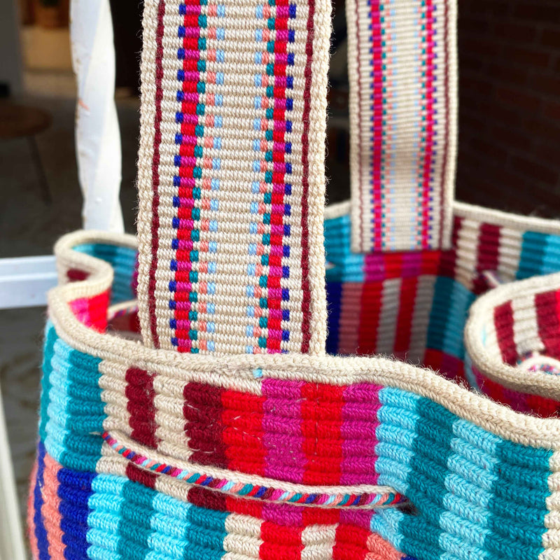 Wainluu - The Unique L