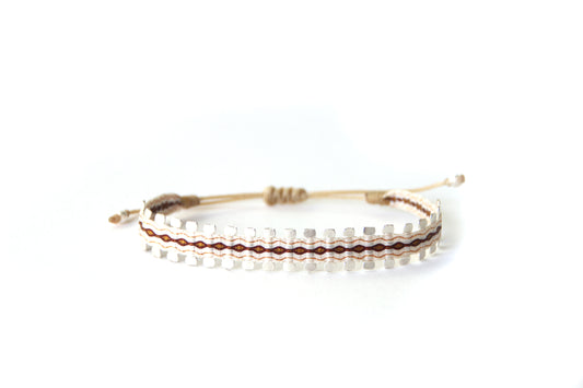 Bracelet blanc éthique et artisanal colombien par Mazonia