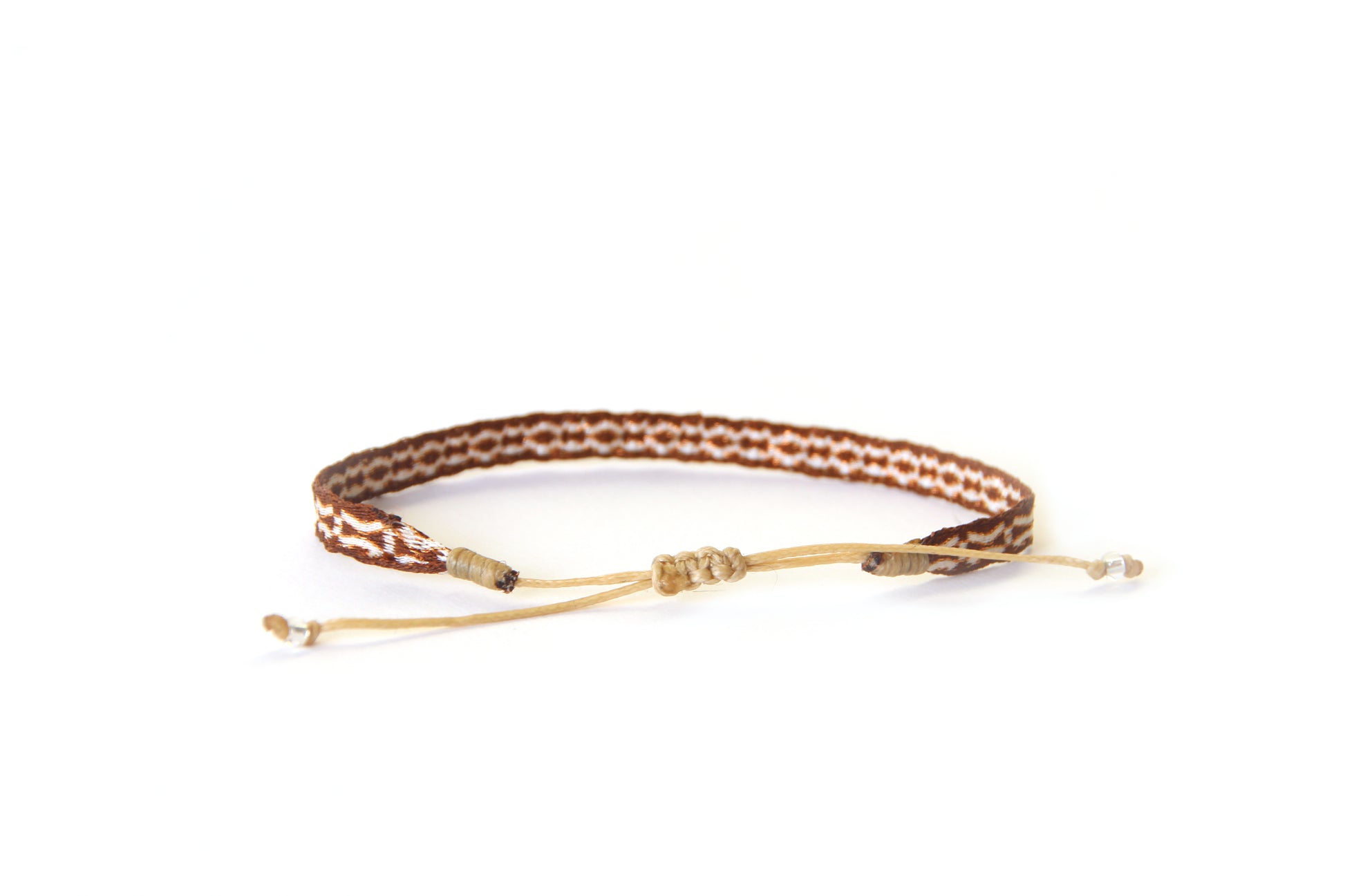 Bracelet marron foncé éthique et artisanal par Mazonia