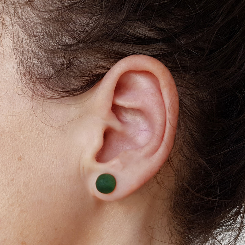Boucle d'oreille sur une seule oreille en tagua verte Mazonia